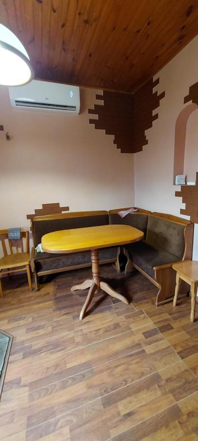 Holiday Home At Fedkovycha St. Kijów Zewnętrze zdjęcie
